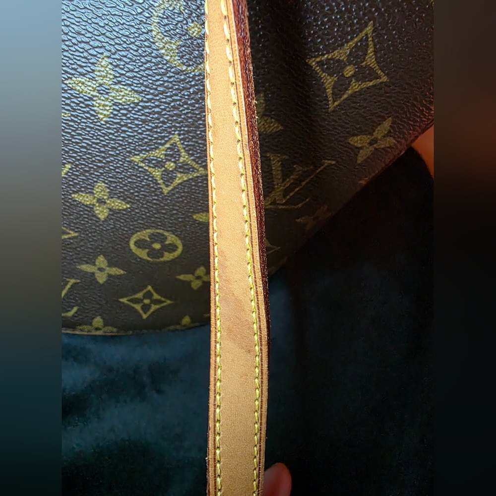 Vintage Pre-loved Louis Vuitton Drouot Monogram Crossbody/Shoulder Bag - Picture 8 of 15
